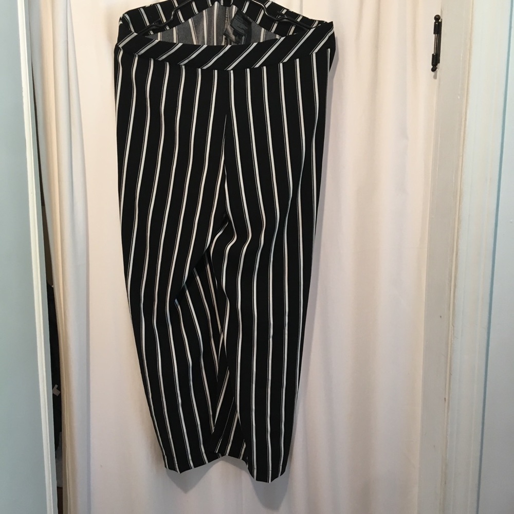H&M cropped wide leg pant size 14